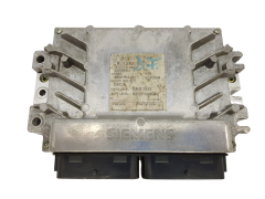 Ohjausyksikkö Dacia RE031009D02 EMS3132 Siemens