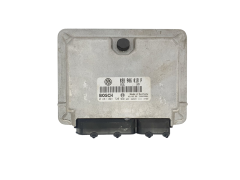 Ohjausyksikkö VW Audi 038906018P 0281001720 Bosch 42857