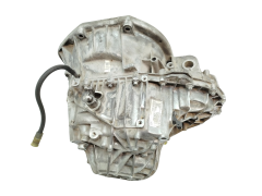 Vaihteisto PA0010 7701477356 2.0 DCI Renault Trafic 2