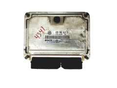 Ohjausyksikkö 038906012EM 0281010690 Seat Bosch 23851