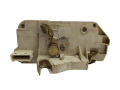 Oven lukitusmekanismi Vasen Taka 913744 Citroen Xantia 2 Kiekert 11069