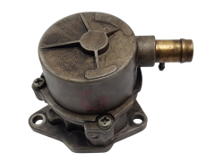 Alipainepumppu Renault 7700100624 Magneti Marelli 1.9 D
