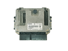 Ohjausyksikkö 51806557 0281012882 Alfa Romeo Bosch 33433