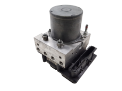 Abs-pumppu Toyota Avensis 44540-05070 0265235406 0265950749 1347