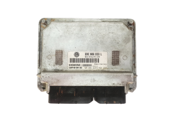 Ohjausyksikkö 03E906033L 5WP40194 05 VW Siemens 29582