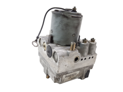 Abs-pumppu Volvo 30821396 0265216016 0273004120 Bosch