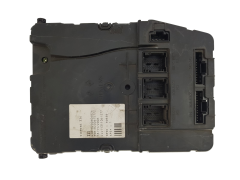 Ohjausyksikkö UCH N2 8200606826 U118400150H Renault Siemens 1342