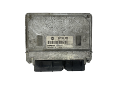 Ohjausyksikkö 03E906033 5WP40163 05 VW Siemens 52730