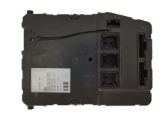 Ohjausyksikkö UCH N2 8200525384 S118400150D Renault Siemens 1423