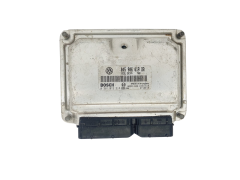 Ohjausyksikkö 045906019BR 0281012318 VW Seat Skoda Bosch 44633