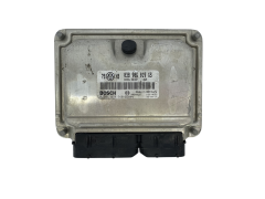 Ohjausyksikkö 038906019GS 0281010940 VW Audi Bosch 52378