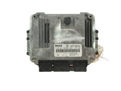 Ohjausyksikkö 0281011549 8200310863 8200370779 Renault Bosch 32587