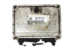 Ohjausyksikkö 030906032BD 0261206767 VWBosch 18814