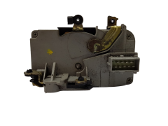 Oven lukitusmekanismi Oikea Etu 9136J6 Peugeot 406 Kiekert 10787