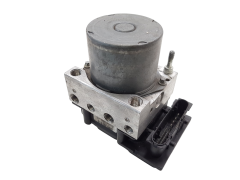 Abs-pumppu Fiat Grande Punto 55700423 0265800421 0265231535 Bosch 2011