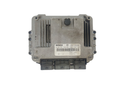 Ohjausyksikkö 0281011549 8200310863 8200370779 Renault Bosch 45899