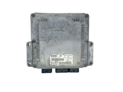 Ohjausyksikkö 0281011133 9647474680 9640938180 PSA Bosch 61281
