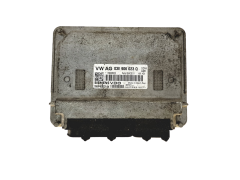 Ohjausyksikkö 03E906023Q 5WP40853 04 Skoda Siemens 28277