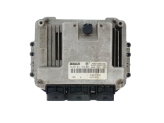 Ohjausyksikkö Renault 0281011549 8200391966 8200370779 Bosch 37111
