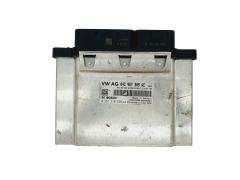 Ohjausyksikkö 04C907309AE 0261S10530 VW Bosch 37177