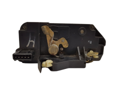 Oven lukitusmekanismi Vasen Taka 913744 Citroen Xantia 2 Kiekert