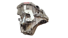 Vaihteisto TL4A001 TL4001 Renault Megane 2 1.5 DCi 7701700539