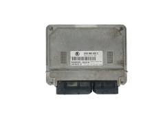Ohjausyksikkö 03D906033C 5WP40292 02 Skoda Siemens 44972