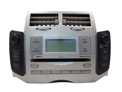 Radio-CD-soitin Toyota Yaris 86120-0D210 CQ-TS0570LC W58824 1182