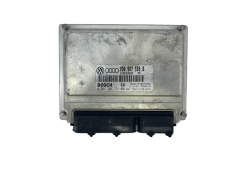 Ohjausyksikkö Audi 8D0907558B 0261204774 Bosch 47664