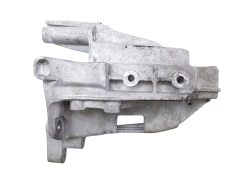 Kiinnike, Kannatin VW Crafter 2N0407104 B