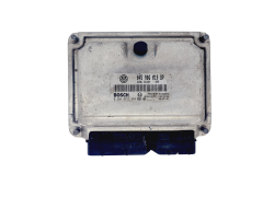 Ohjausyksikkö 045906019BP 0281012194 VW Bosch 45598
