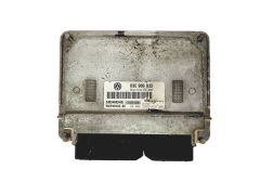 Ohjausyksikkö 03E906033 5WP40163 05 VW Siemens 30204