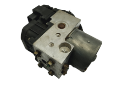 Abs-pumppu Renault Clio 2 8200085584 0273004621 0265216872 67213