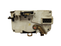 Oven lukitusmekanismi Vasen Etu 9135H3 Peugeot 306 Kiekert 10678
