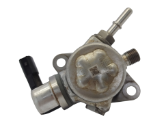 Polttoainepumppu Dacia Renault Nissan 166307214R H8201437992 1.2 TCE