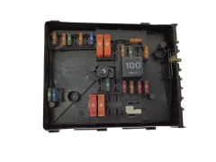 Sulaketaulu VW Audi 1K0937125 0-1718307-1