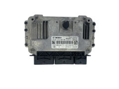 Ohjausyksikkö 0261S17834 237105821R 237109010R Renault Bosch 48935
