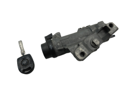 Virtalukko VW Polo Passat Fox 4B0905851N 4B0905849