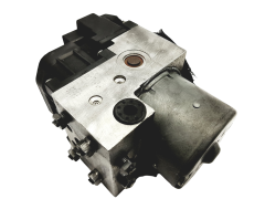 Abs-pumppu Fiat Seicento 46556475 0265216710 Bosch 35612