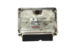 Ohjausyksikkö Seat 038906019NE 0281011824 Bosch 23839