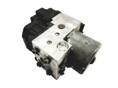 Abs-pumppu Volvo V40 S40 30857585 0273004224 Bosch 45849