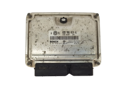 Ohjausyksikkö 038906019HJ 0281010977 VW Bosch 3365