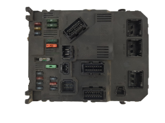Ohjausyksikkö BSI E02-00 S118085210D 9645747480 PSA Siemens 1371