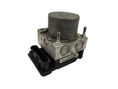 Abs-pumppu Dacia Logan 8200262807 0265800396 0265231488 4588