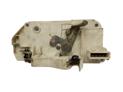 Oven lukitusmekanismi Oikea Taka 913856 Peugeot 306 Kiekert 10721