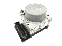 Abs-pumppu 8200737985 0265800519 Megane 2 Scenic 2 Renault 45715