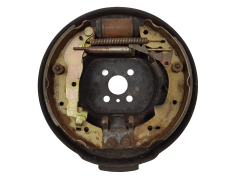 Jarrulevyn suojuslevy Szczęk Oikea 7701033416 Renault 21 11928