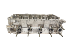 Sylinterikansi 9646352910 1.4 16v HDI 8HY Citroen C3 0200CY