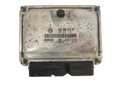 Ohjausyksikkö 0281015334 038906019PF Skoda Bosch 1078