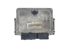 Ohjausyksikkö 55185365 0281010332 41AAA Alfa Romeo Bosch 54573